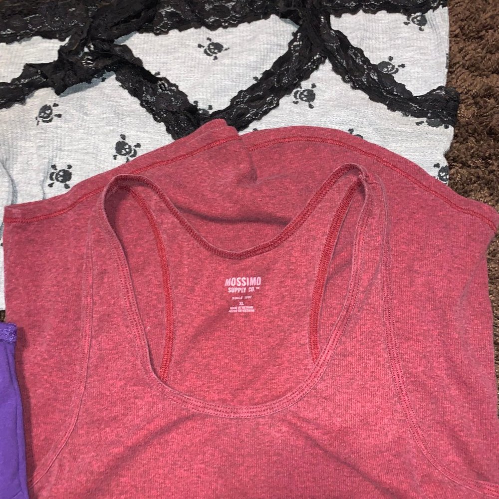 Tank Top Bundle - Picture 2 of 3